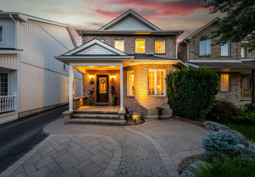 Weekend Open Houses with Team Dawe Real Estate! 