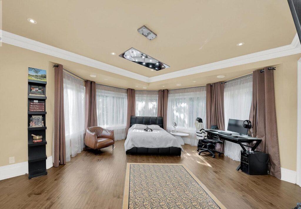 Chateau de Vaughan: A Rare Find in Vaughan Real Estate