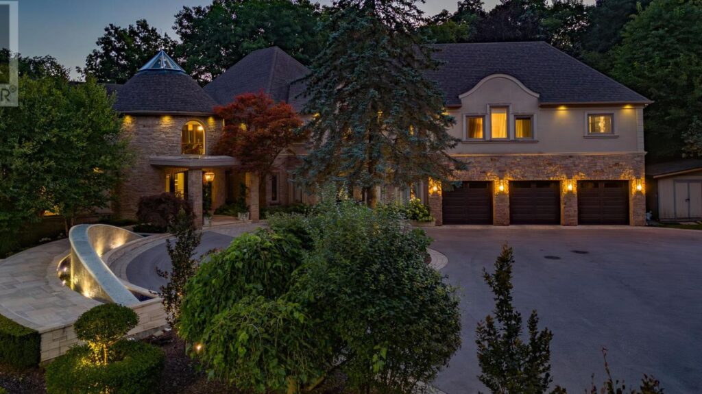 Chateau de Vaughan: A Rare Find in Vaughan Real Estate