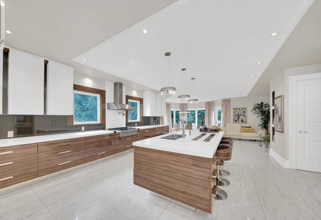 Chateau de Vaughan: A Rare Find in Vaughan Real Estate